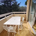 2 Pieces, Balcon, Parking, Animaux Acceptes, - Fr-1-780-46 Sainte-Maxime